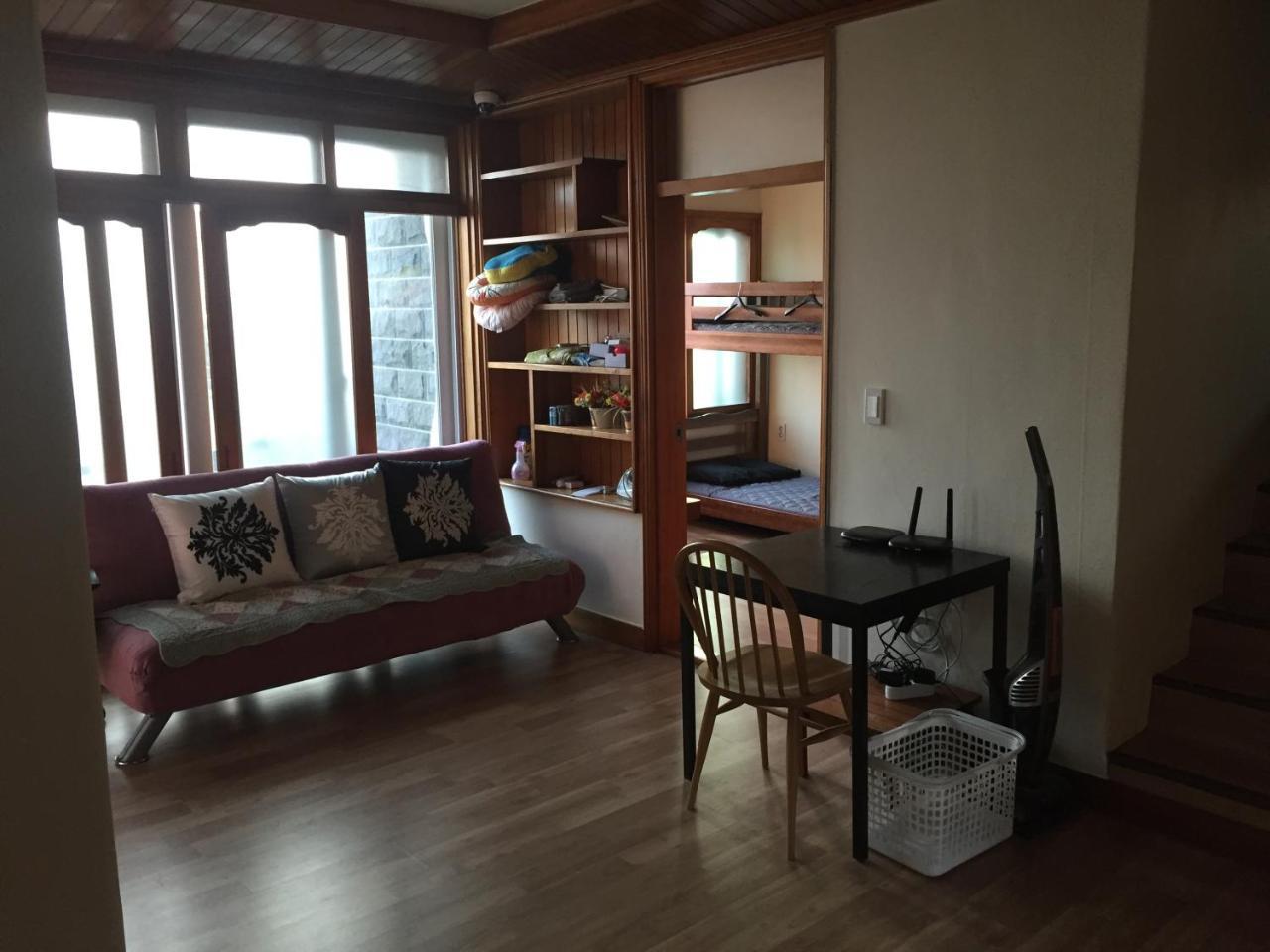 Jeju Guesthouse Екстер'єр фото